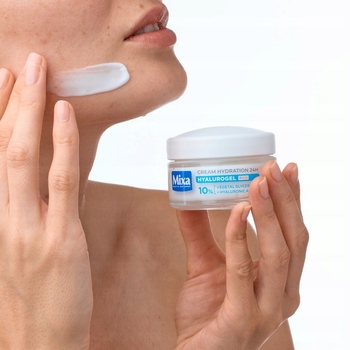 Hyalurogel Rich 24H Cream ( citlivá suchá pleť ) - Hydratační krém